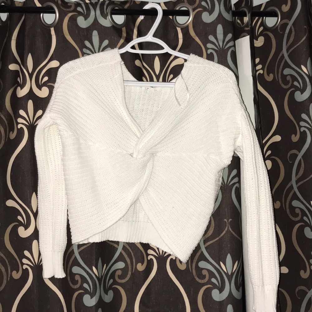 Crop top sweater from rue 21